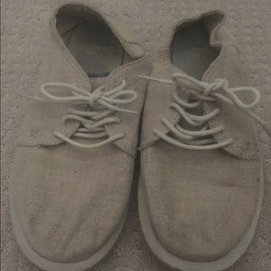 Sanuk shoes